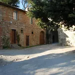 Castello Di Mongiovino Alojamento de Turismo Rural *